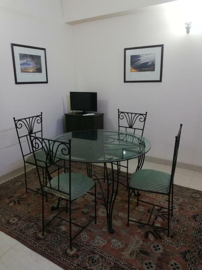 Ambrosia Guest House Dhaka Exterior photo