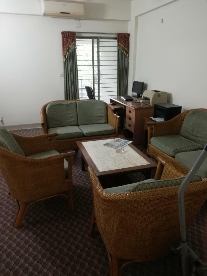Ambrosia Guest House Dhaka Exterior photo