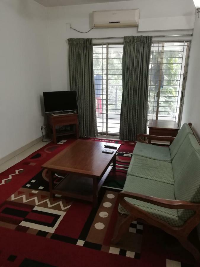 Ambrosia Guest House Dhaka Exterior photo