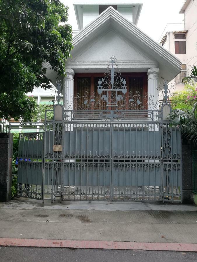 Ambrosia Guest House Dhaka Exterior photo